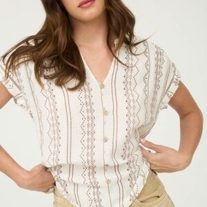 Women's Cream Geo Patterned Button-Up Top